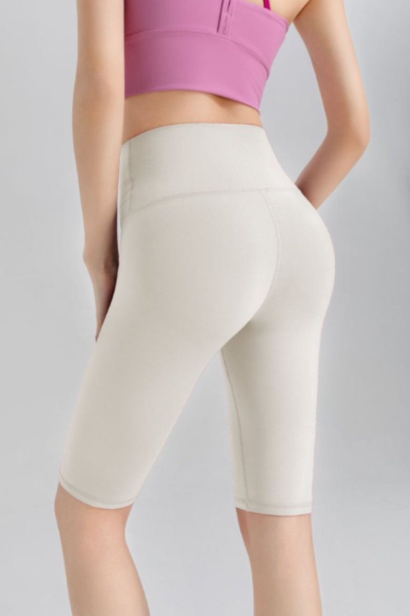 Women's High Waist V-Seam Butt Lifting 5 Inch Yoga Shorts