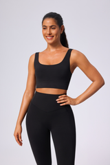 Women's Two-Piece Set: Sports Bra & Pocket Yoga Leggings