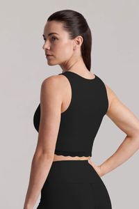 Women’s Two-Piece Wide Strap Lace Trim Cropped Tank Top