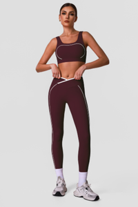 Women's Contrast Line Sports Sets:Bra And V-Waist Leggings