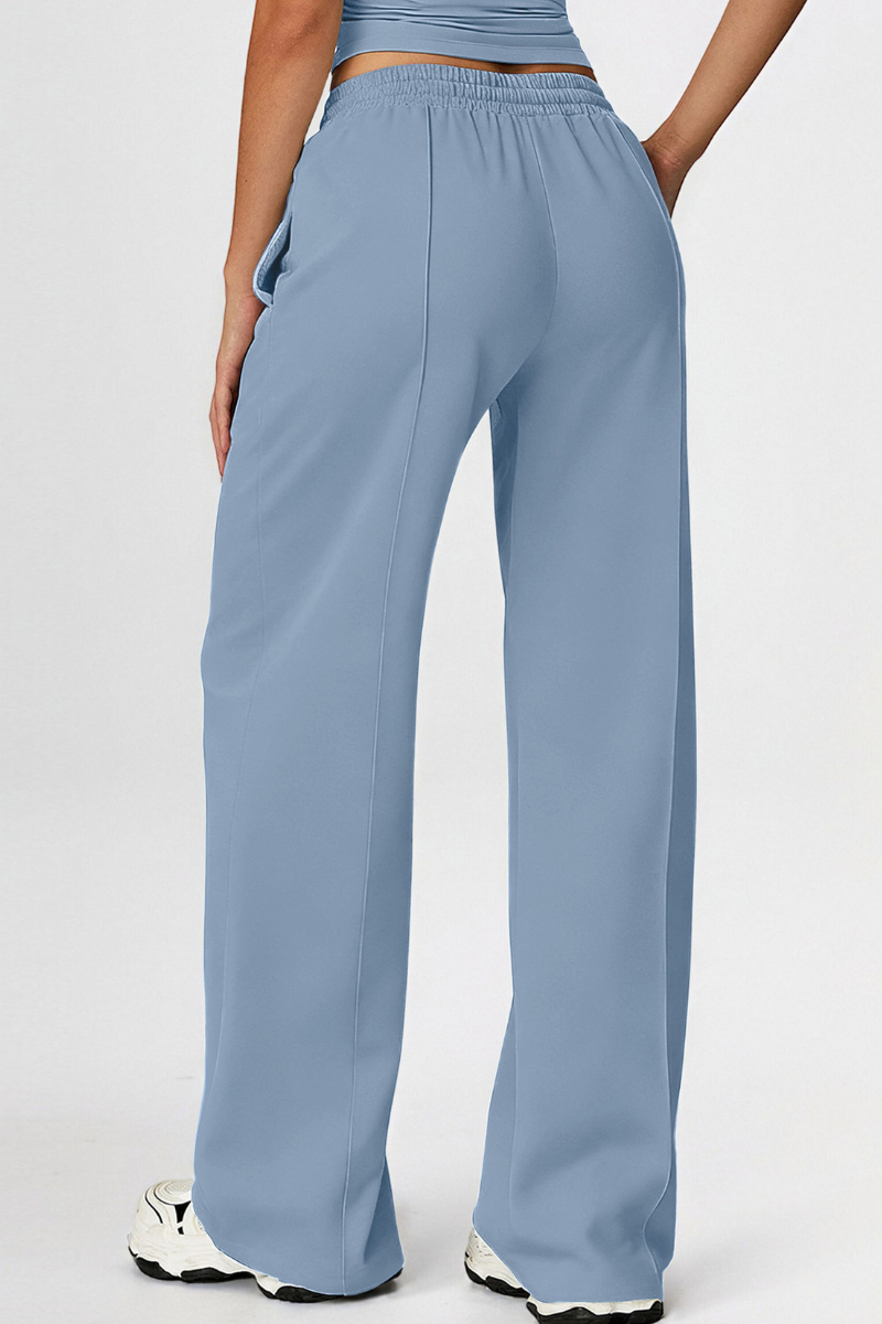 Women’s streetwear straight-leg casual pants.