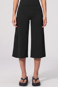 Women's Breathable Brushed Panel Seam Wide Capri Yoga Pants