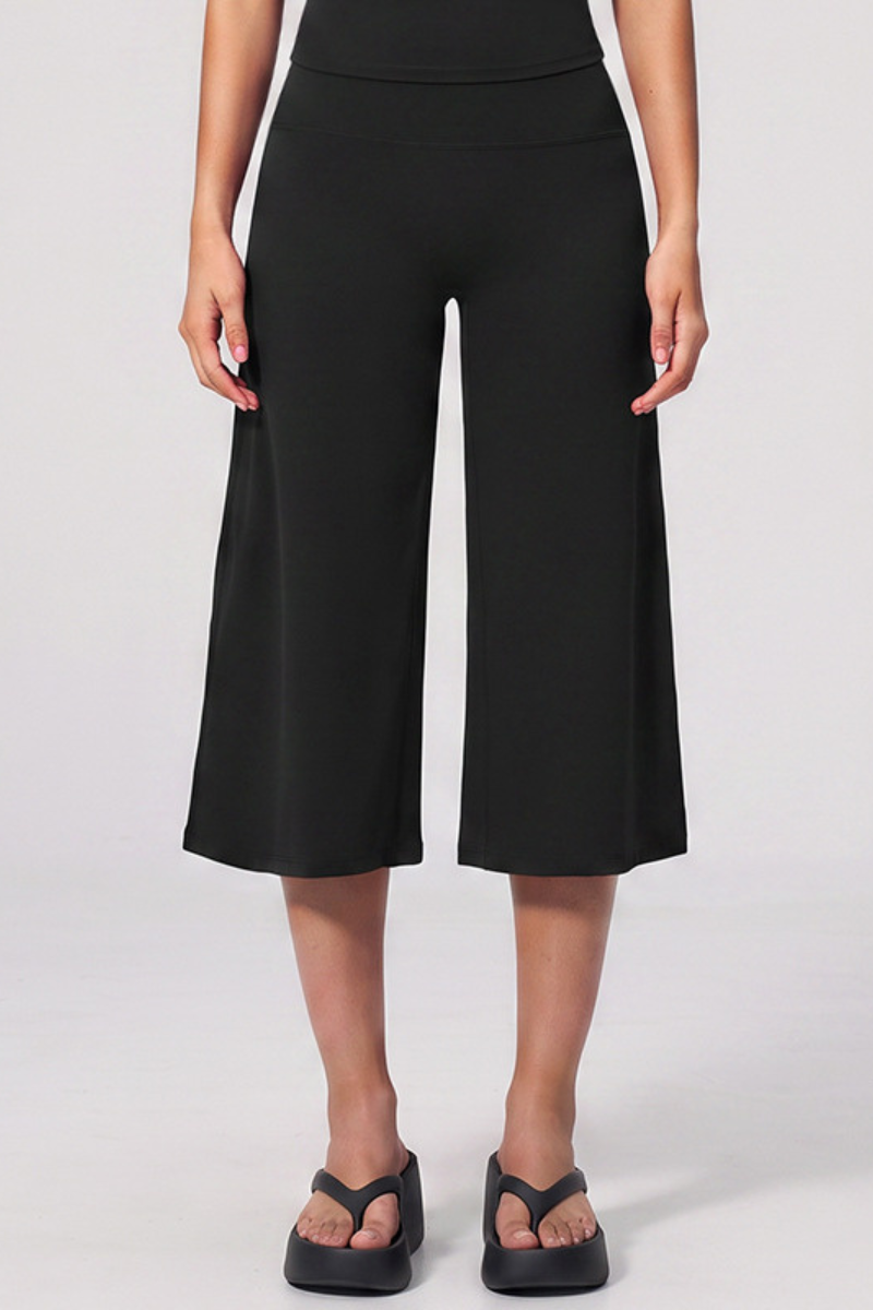 Women's Breathable Brushed Panel Seam Wide Capri Yoga Pants