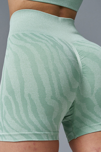 Women's Athletic Seamless knit Set:U-neck Bra & Short