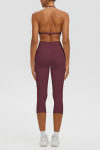 Women Halter V-neck Bra & High Waist Capri Leggings Yoga Set