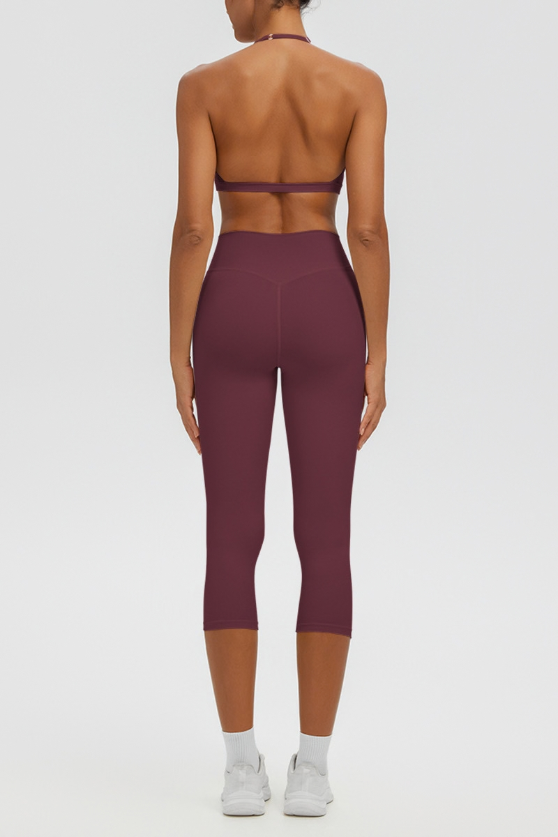 Women Halter V-neck Bra & High Waist Capri Leggings Yoga Set