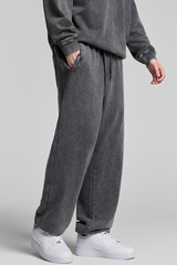 Retro trouser-style ensemble