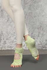 Women's Solid Color Pilates Yoga Grip Five-Toe Socks