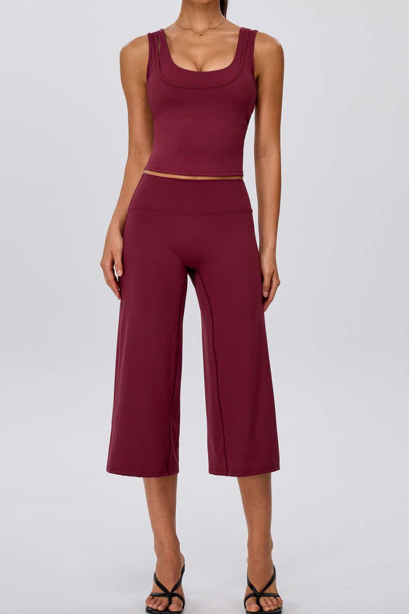 Women's Yoga Sets:Fake Two-Piece Tank Top & Wide Leg Capri Pants