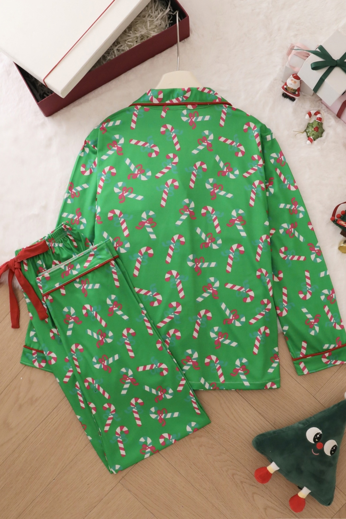 Women's Christmas Tree Printed Christmas Pajama Set