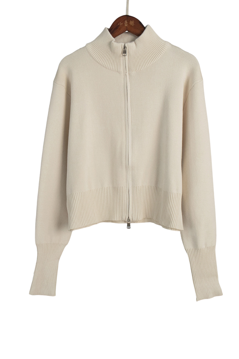 Double-opening zipper fitted sweater set