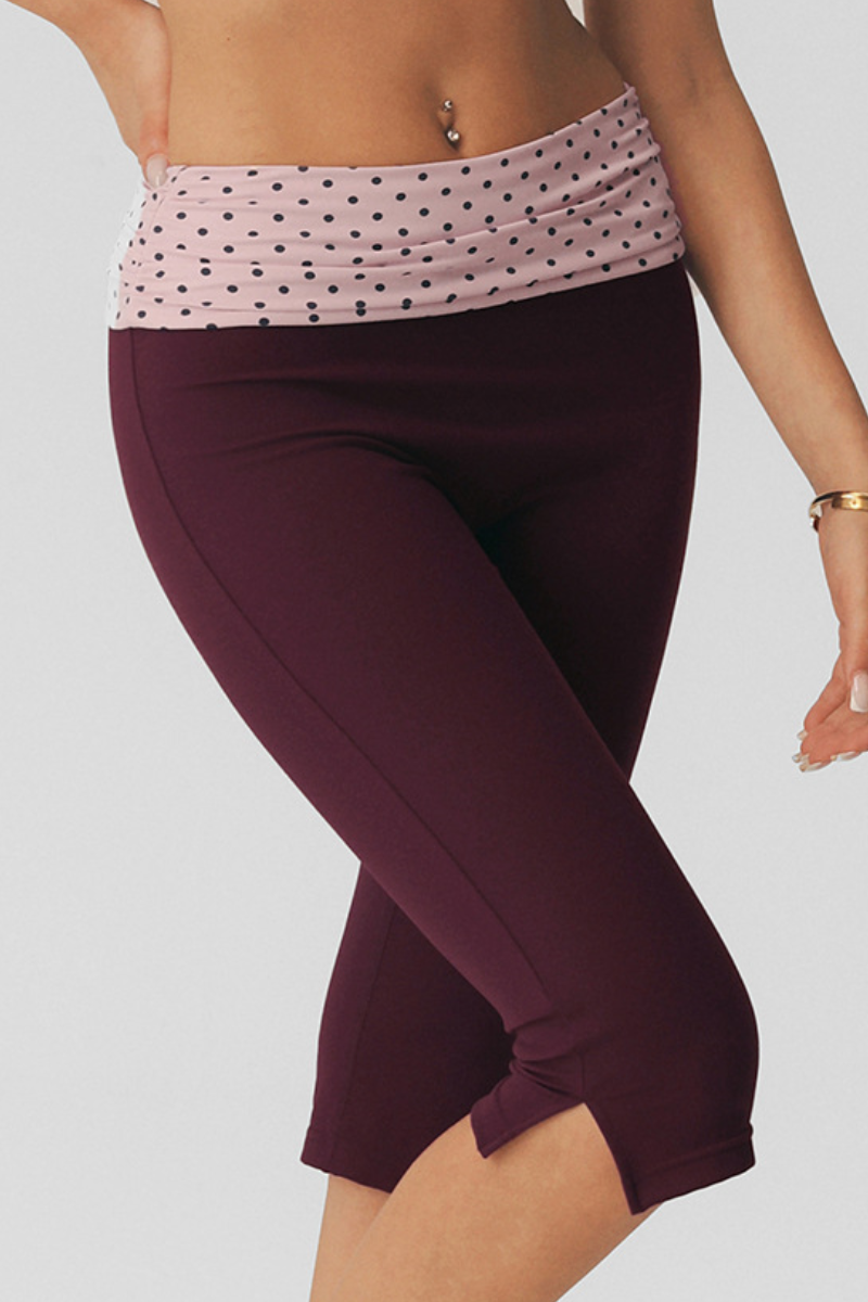 Women's Fake Two Piece Bra & High Waist Capri Leggings Set