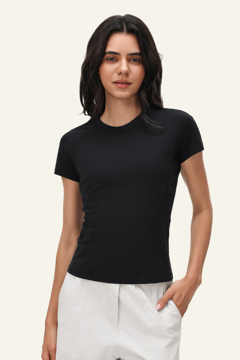 Women's Round-necked Slim Athletic T-Shirt.