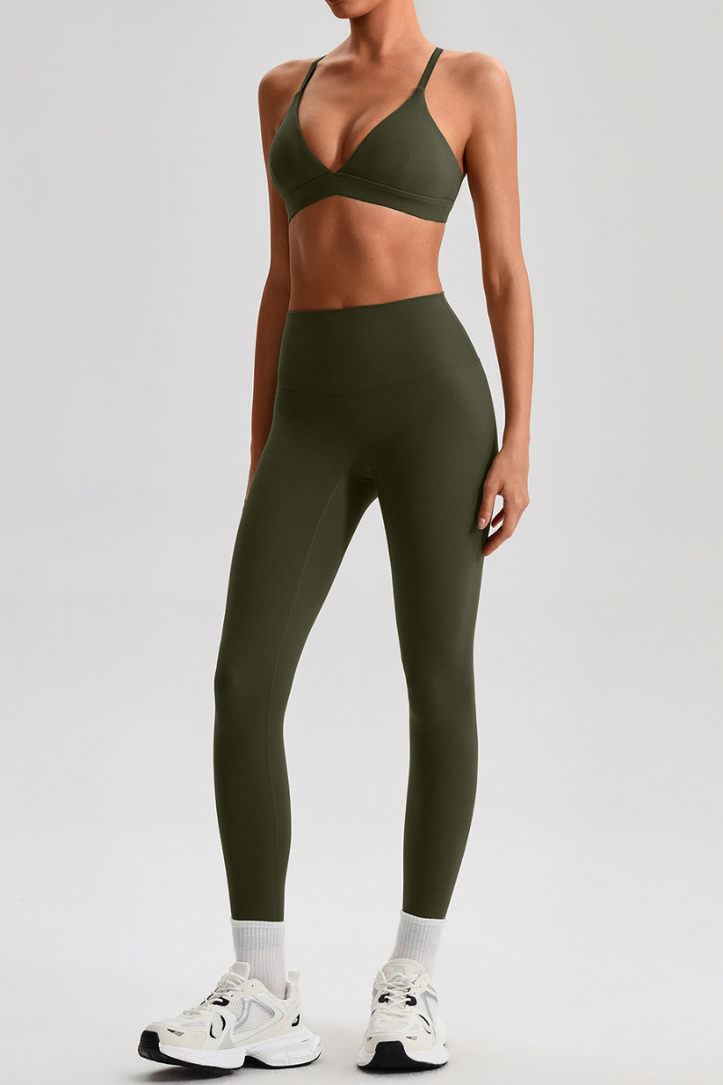 Women's Yoga Sets:Triangle Cup Bra & No Front Seam Leggings