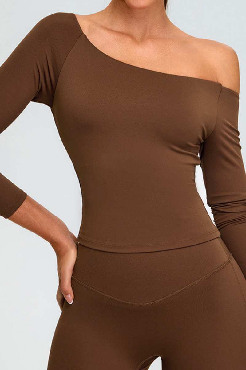 Women's Set:Off The Shoulder Cropped Top And Flare Pants