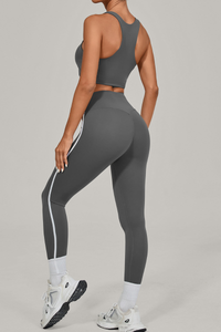 Women's Athletic Set:U-neck Bra And Side-Stripe Leggings