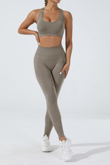 Women’s Athletic Seamless Set:U-neck Bra And Leggings