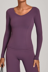 V-neck sport long-sleeved garment