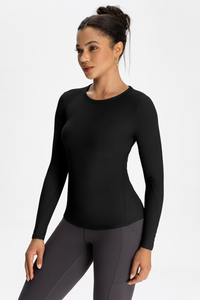 Naked-feeling, form-fitting long T-shirt