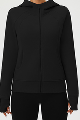 Women's hight strech full-zip hooded sports jacket.