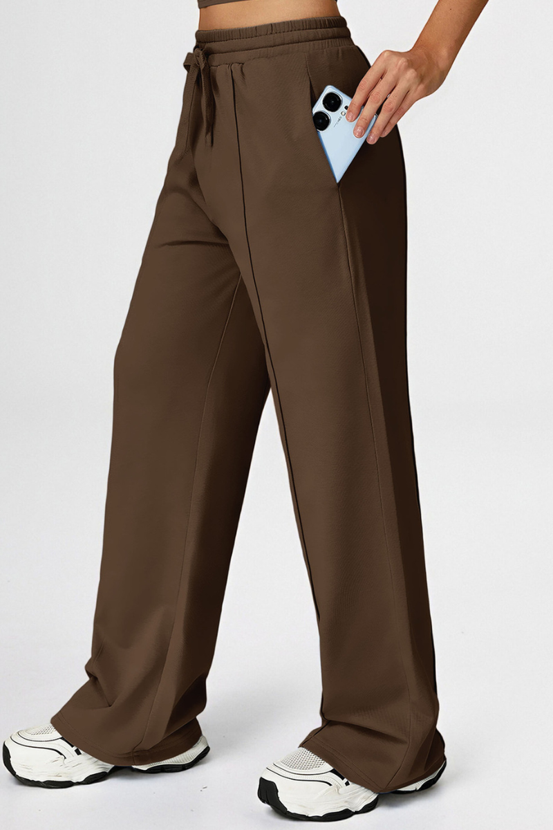 Women’s streetwear straight-leg casual pants.