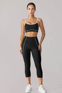 Women's Contrast-Line Bra And Capri Leggings Yoga Set