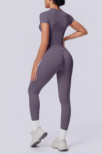 Women's Seamless Sets:Slim Fit T-shirt And Leggings