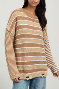 Women Crew Neck Contrast Stripe Distressed Hem Knit Sweater
