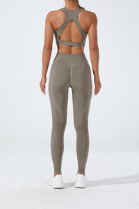 Women’s Athletic Seamless Set:U-neck Bra And Leggings