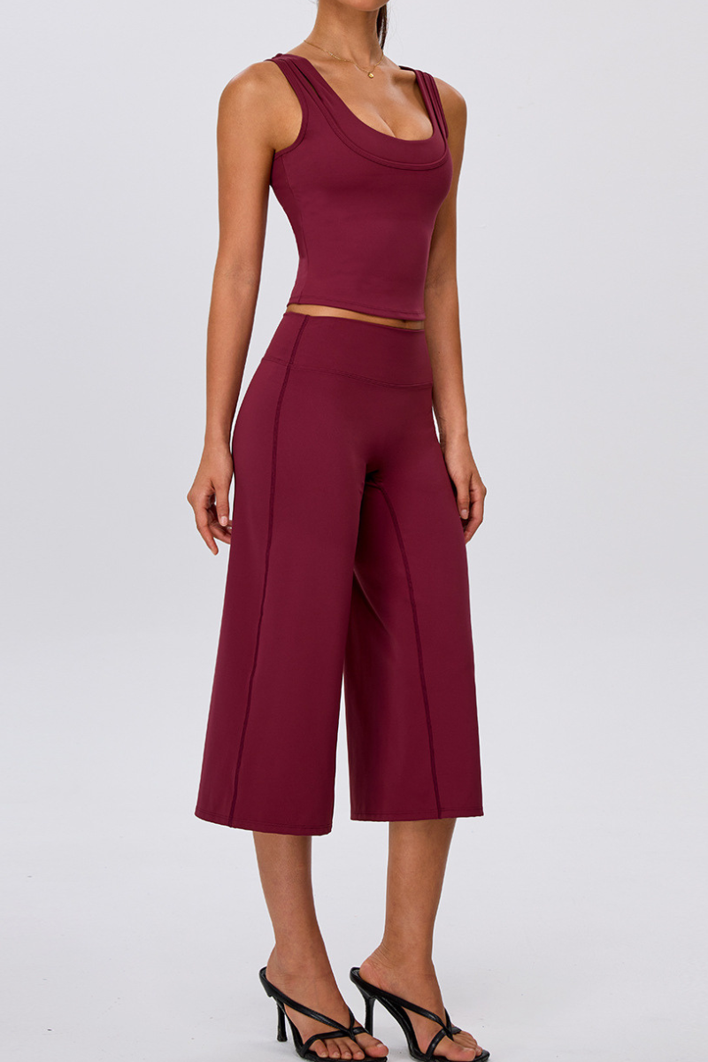 Women's Yoga Sets:Fake Two-Piece Tank Top & Wide Leg Capri Pants
