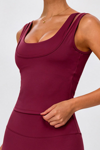 Women's Fake Two Piece U Neck Yoga Tank Top