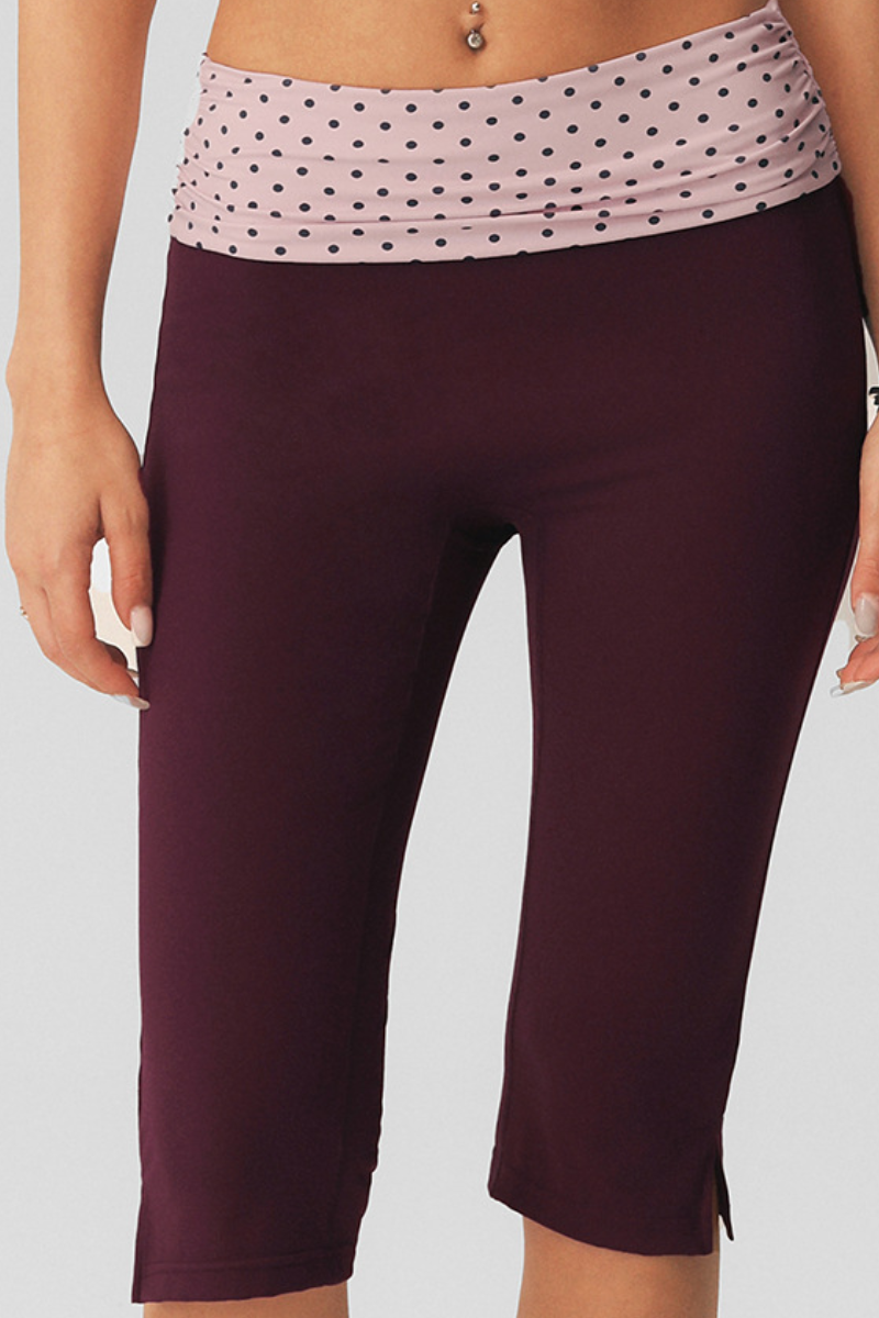 Women's Fake Two Piece Bra & High Waist Capri Leggings Set