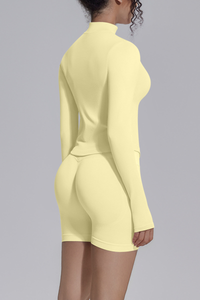 Women's Seamless Stretchy Jacket And No Front Seam Short Set