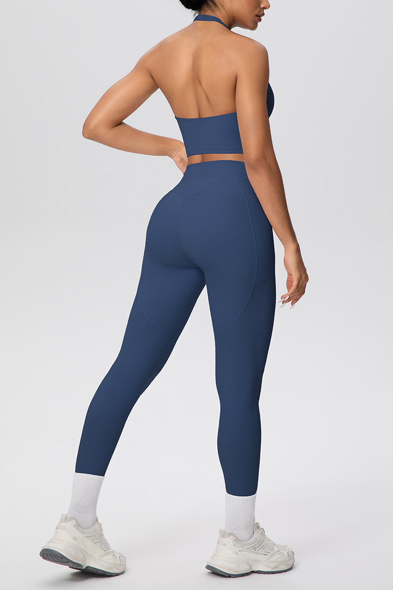 Women's Athletic Set:Healterneck Bra And Side Pocket Legging