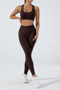 Women’s Athletic Seamless Set:U-neck Bra And Leggings