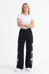 Women's High Waist Bow & Pearl Chain Detail Jeans