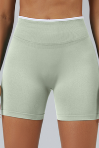 Women's Color Contrast Trim Seamless 3 Inch Yoga Shorts