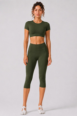 Women's Cropped T-shirt & Capri Leggings Workout Yoga Sets