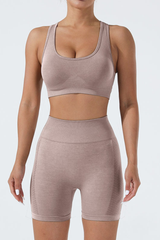 Women's Sports Seamless Set:U-neck Bra And Shorts