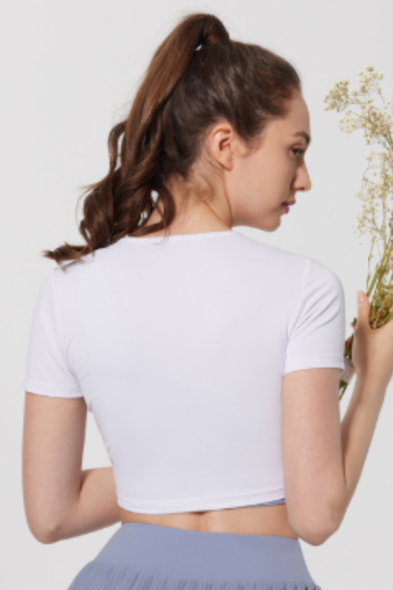 Women Twist Front V-Neck Cropped T-shirt( Bra Not Included)