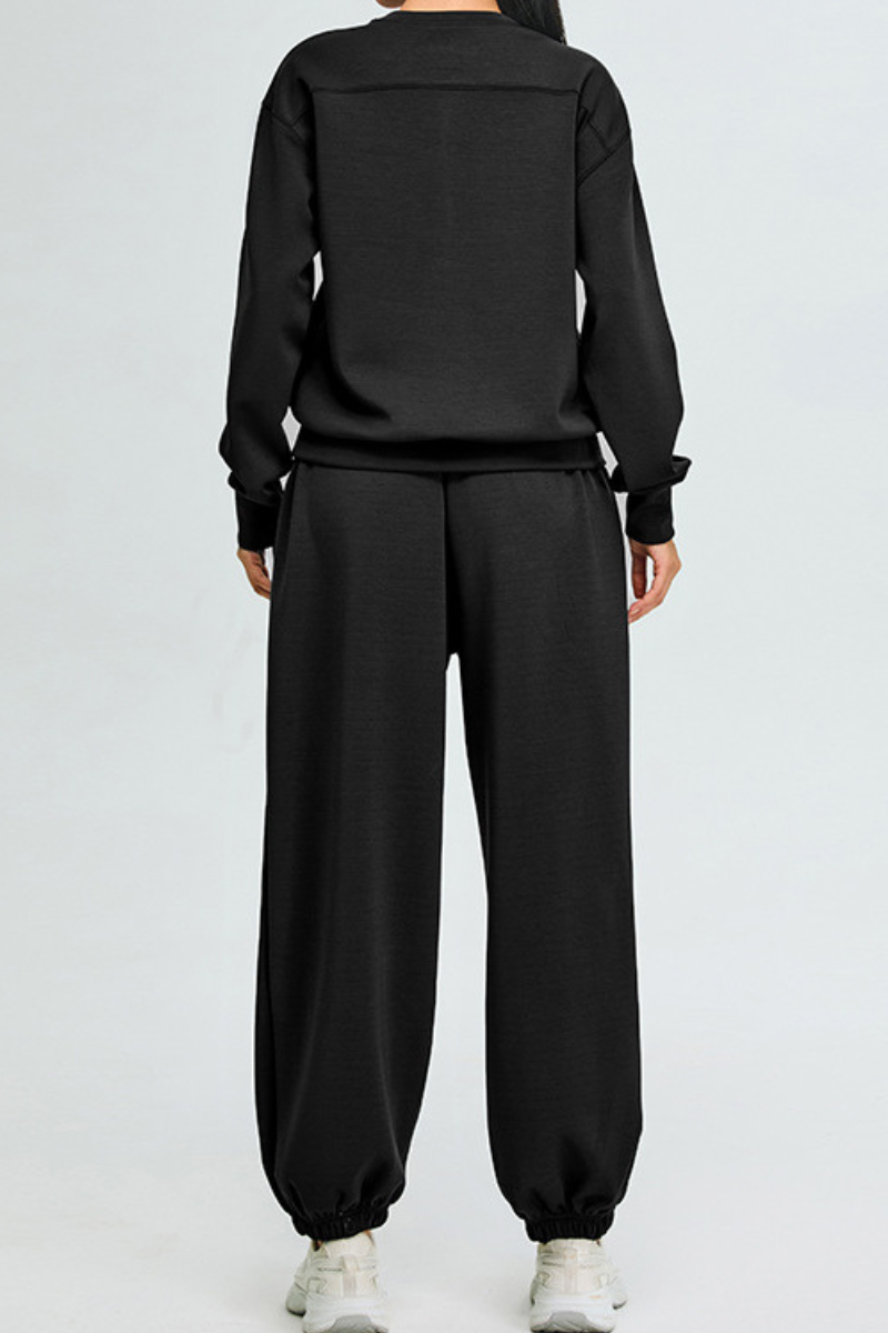 Women's Athletic Set:Pullover And Cuffed Sweatpants