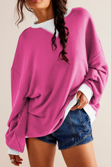 Contrasting-colored long-sleeved garment