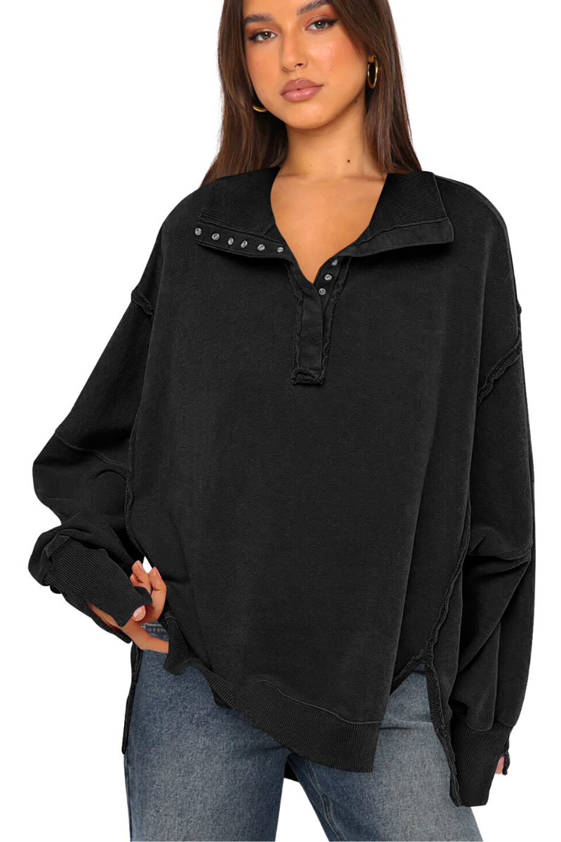 Loose-fitting, flared-neck hoodie with a split design