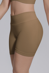 Women's Seamless V Back Lifting Hip No Front Seam Yoga Short