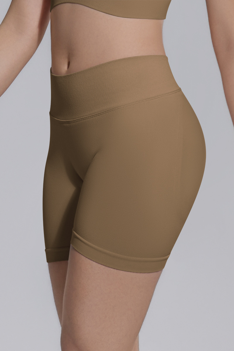 Women's Seamless V Back Lifting Hip No Front Seam Yoga Short