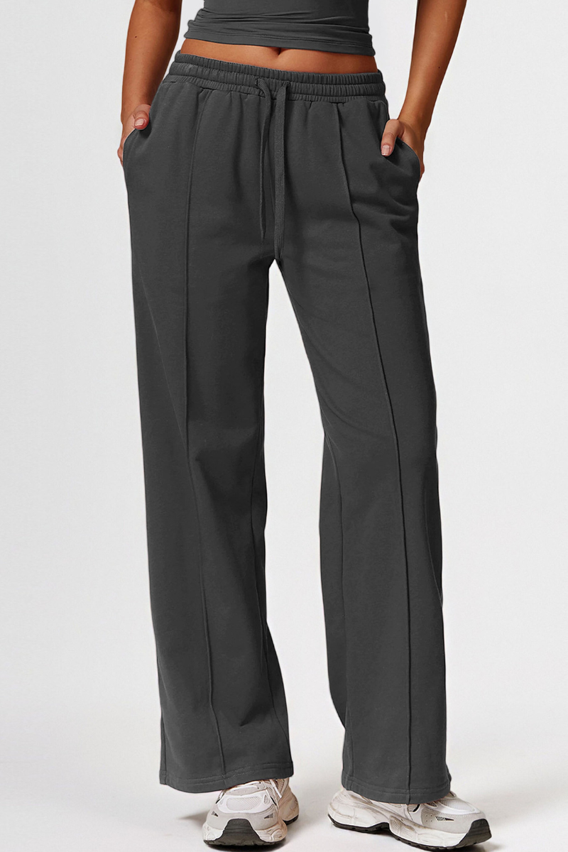 Women’s streetwear straight-leg casual pants.