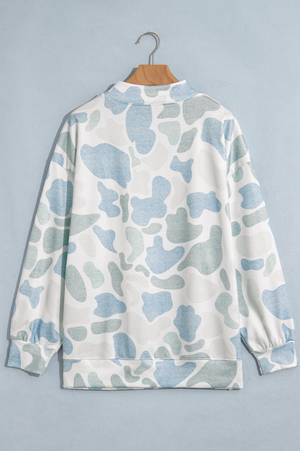 Women's Winter Camo Howdy Letter Mock Neck Sweatshirt