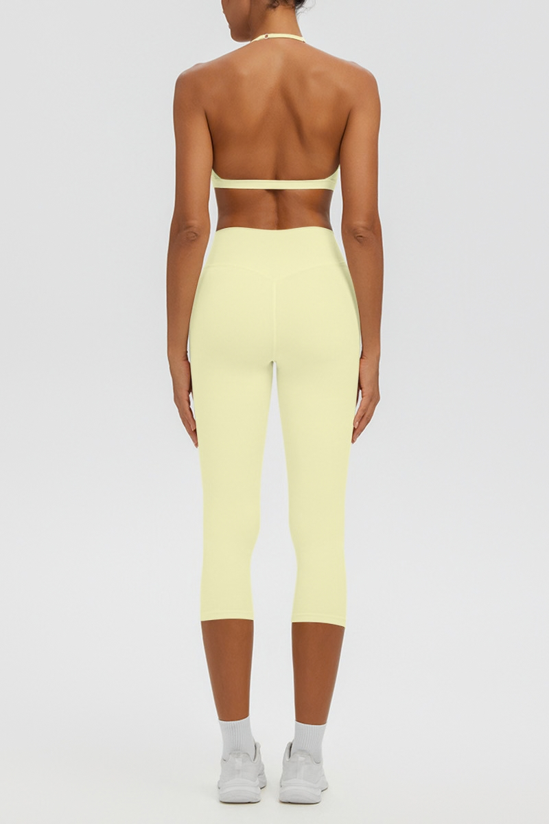 Women Halter V-neck Bra & High Waist Capri Leggings Yoga Set