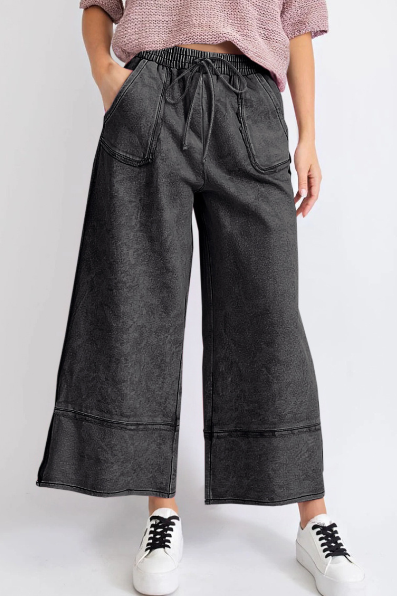 Leisure-style wide-leg pants