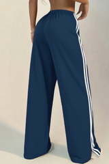 Women’s sporty wide-leg pants.